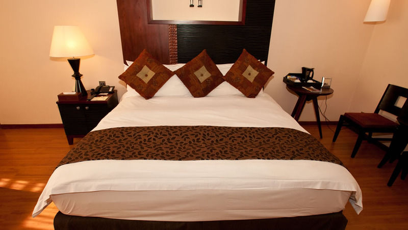 Sea Cliff Hotel Dár Al-Szalám Kültér fotó