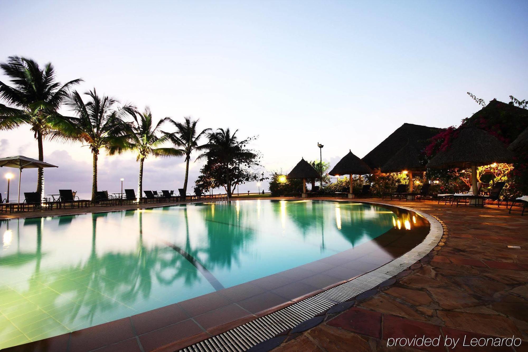 Sea Cliff Hotel Dár Al-Szalám Kültér fotó