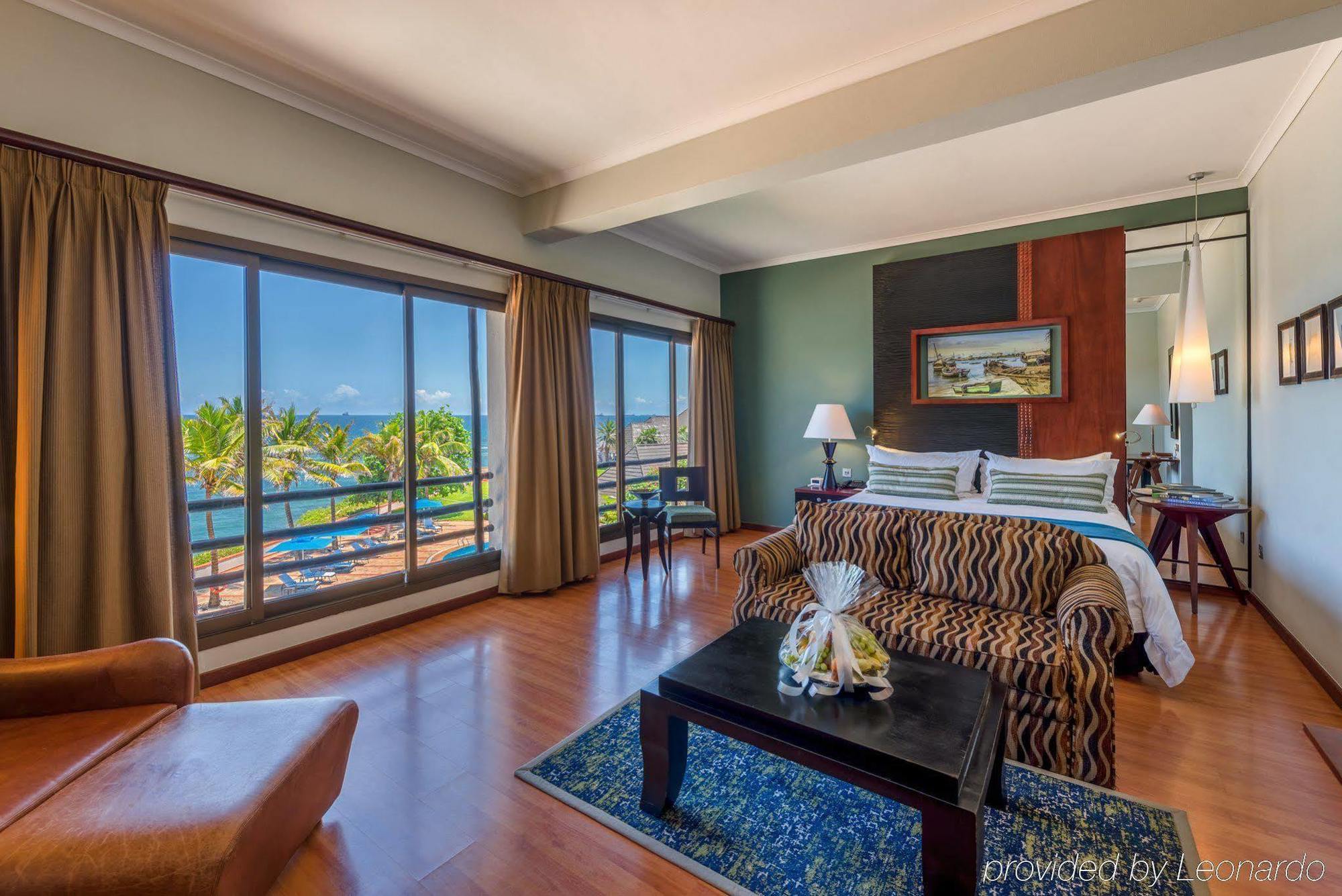 Sea Cliff Hotel Dár Al-Szalám Kültér fotó