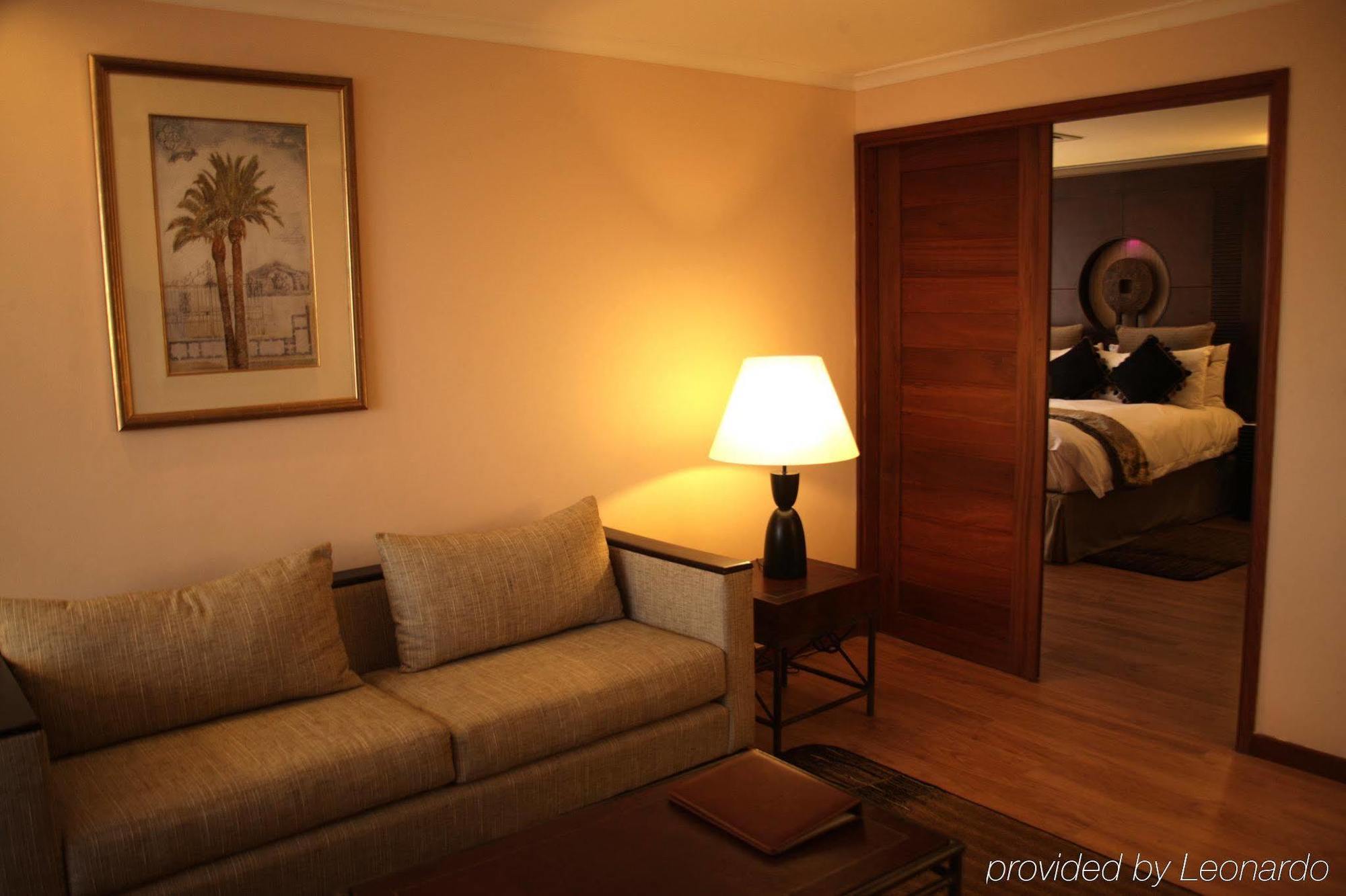Sea Cliff Hotel Dár Al-Szalám Kültér fotó