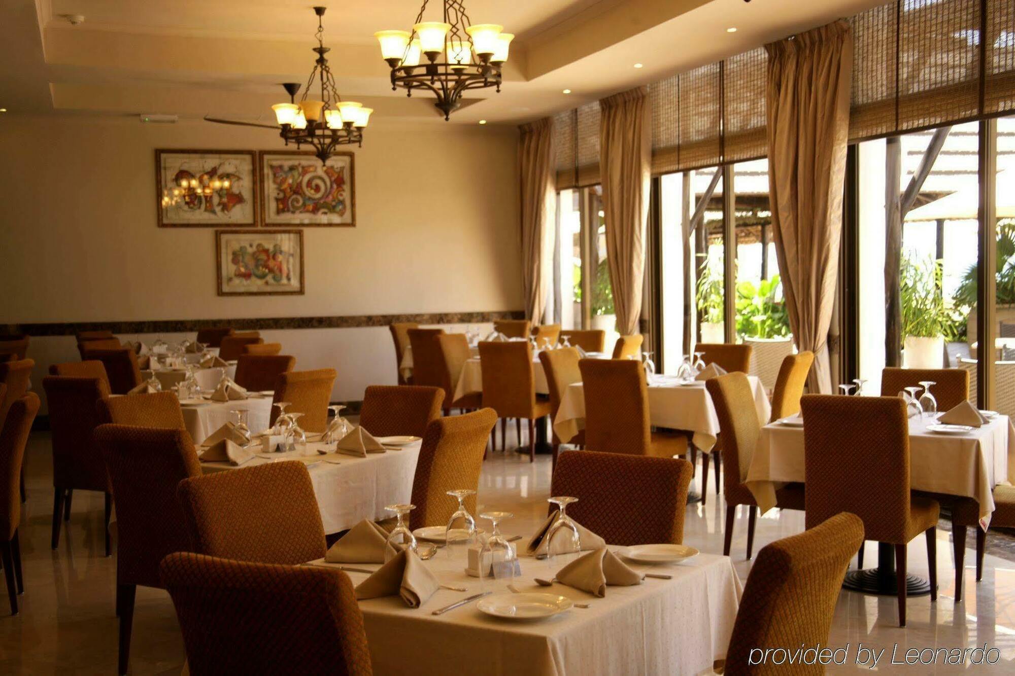 Sea Cliff Hotel Dár Al-Szalám Kültér fotó